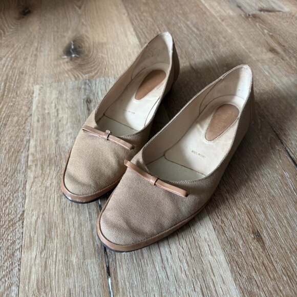 Amalfi Shoes - Amalfi Brown Tan Leather Flats with bow tie size 6.5